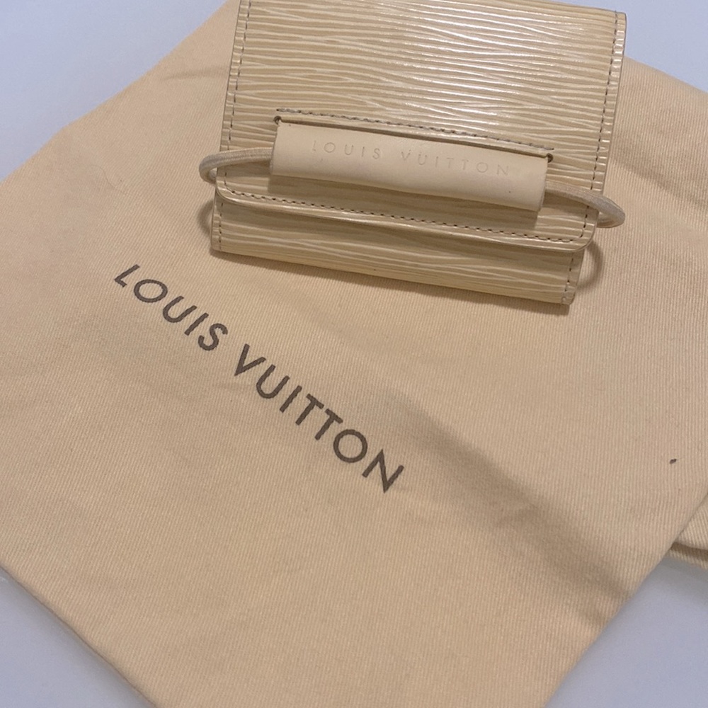 Louis Vuitton Epi Porte-Monnaie Elastique Wallet Vanilla